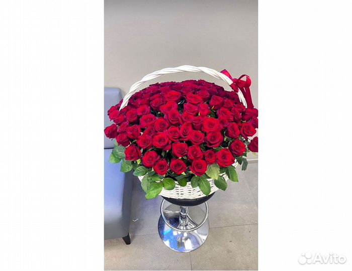 Розы красные