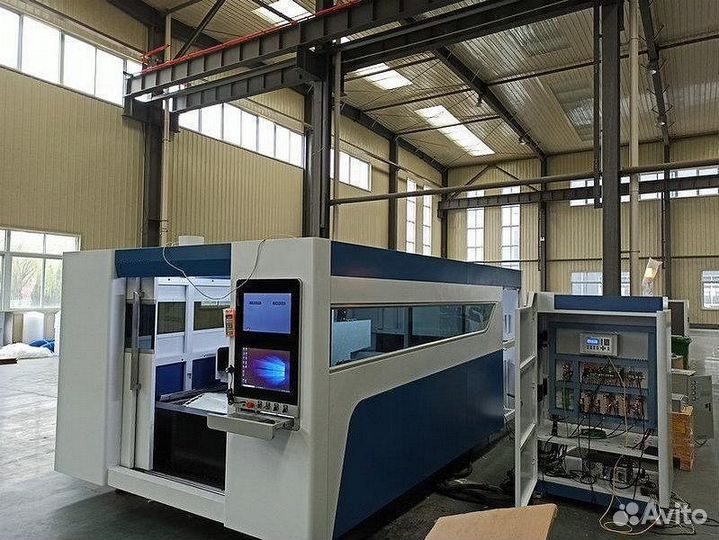 Лазерный станок / оптоволоконный лазер / 1530P