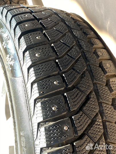 Комплект зимних колес r15