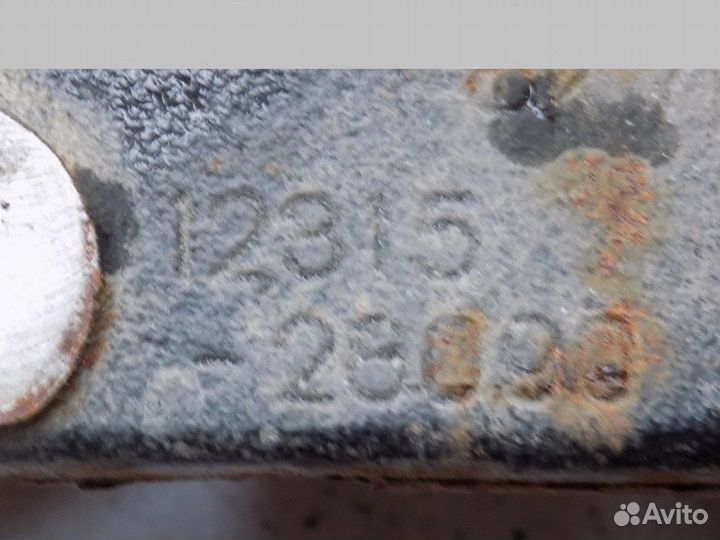 Кронштейн двигателя правый RAV 4 2006-2013