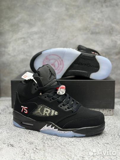 Кроссовки Nike Air Jordan 5 черные