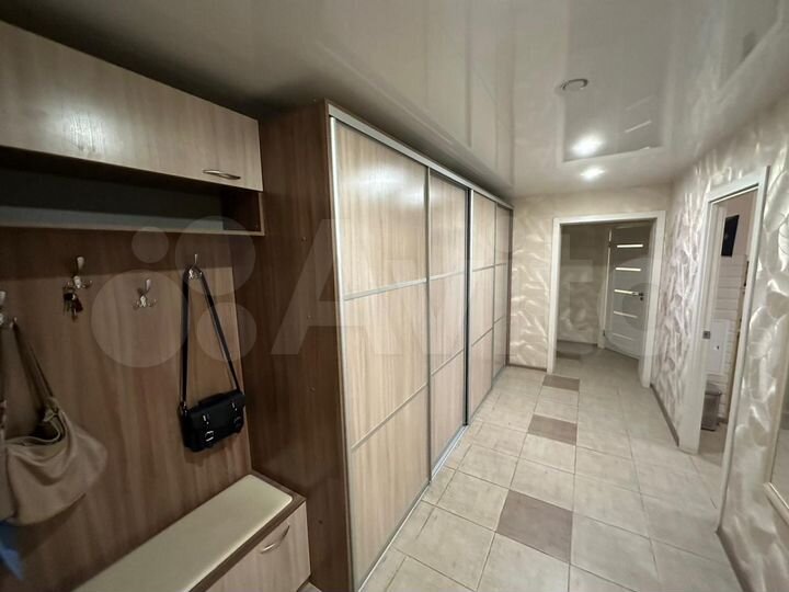 3-к. квартира, 91 м², 7/10 эт.