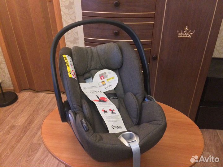 Продается Детское автокресло Cybex Cloud Q