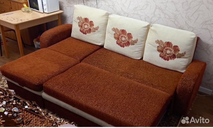 Угловой диван бу