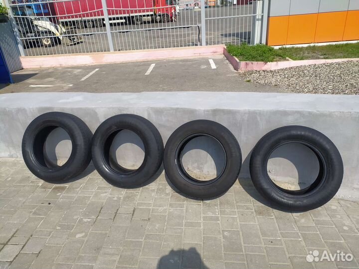 Continental ContiEcoContact 5 215/65 R16