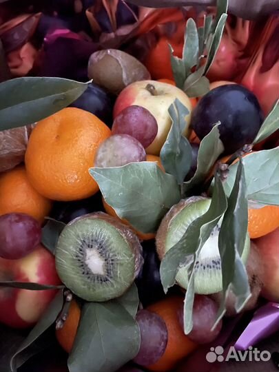 Букеты из конфет и фруктов