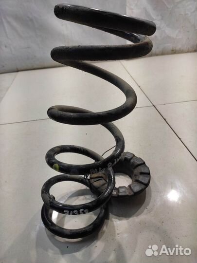 Пружина подвески (задняя, правая) (Nissan Murano)