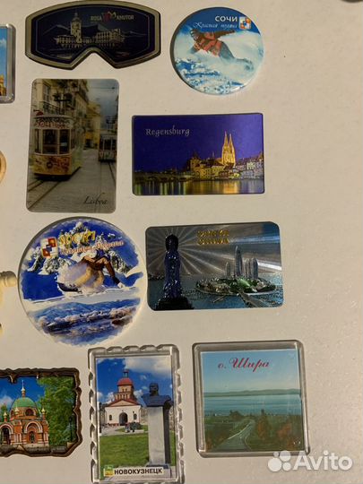 Магниты на холодильник из разных стран и городов