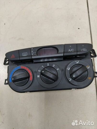 Блок управления отопителем Kia Sportage