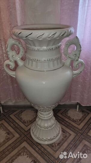 Напольная ваза