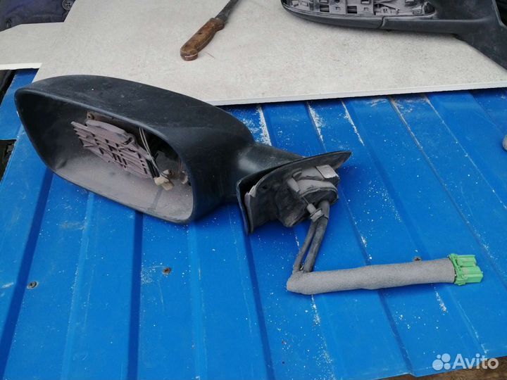 Корпус зеркало на Volvo Xc70 с 2001-2004 год