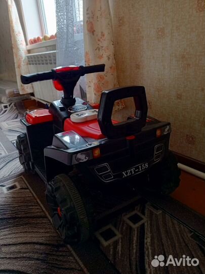 Детский электроквадроцикл