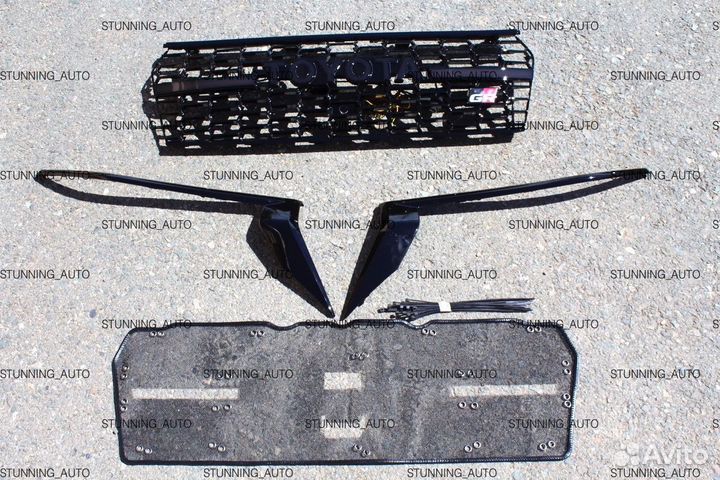 Решетка Toyota Land Cruiser Prado 150 GR S1828