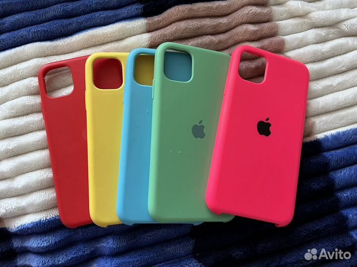 Чехол на iPhone 11