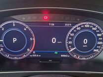 Volkswagen Tiguan 2.0 AMT, 2018, 82 000 км, с пробегом, цена 3 120 000 руб.