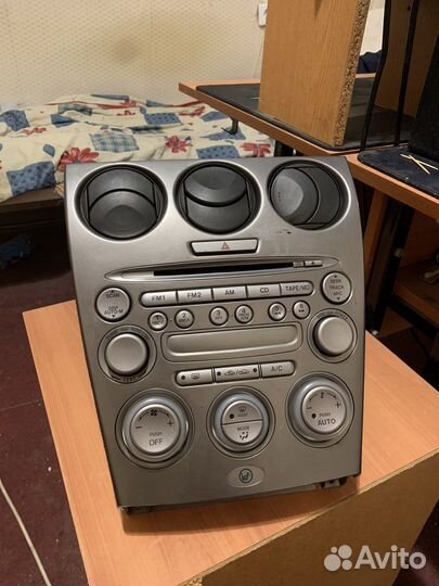 Магнитола и блок управления климатом Mazda 6 GG