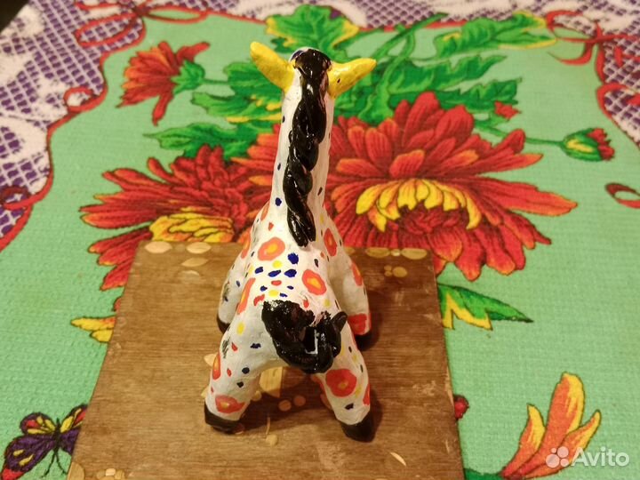 Конь из глиныручная работа