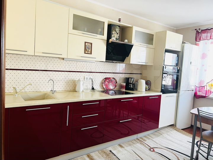 2-к. квартира, 63 м², 10/15 эт.