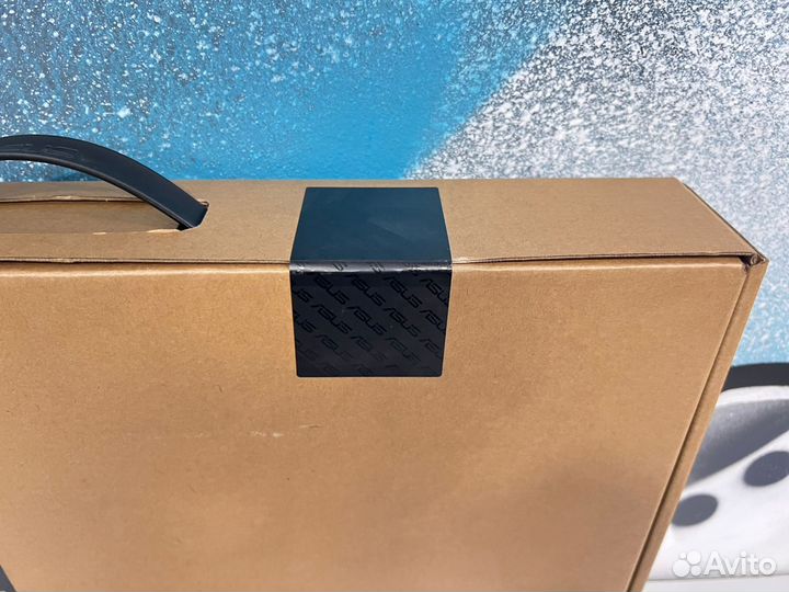 Ноутбук Asus 4 ядра/озу 8Gb DDR4/M.2 SSD 256Gb