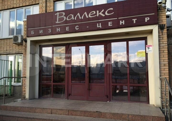 Продам торговое помещение, 106.6 м²