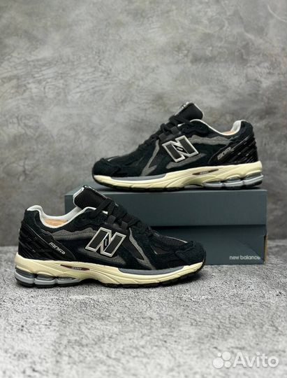 Темные New Balance 1906