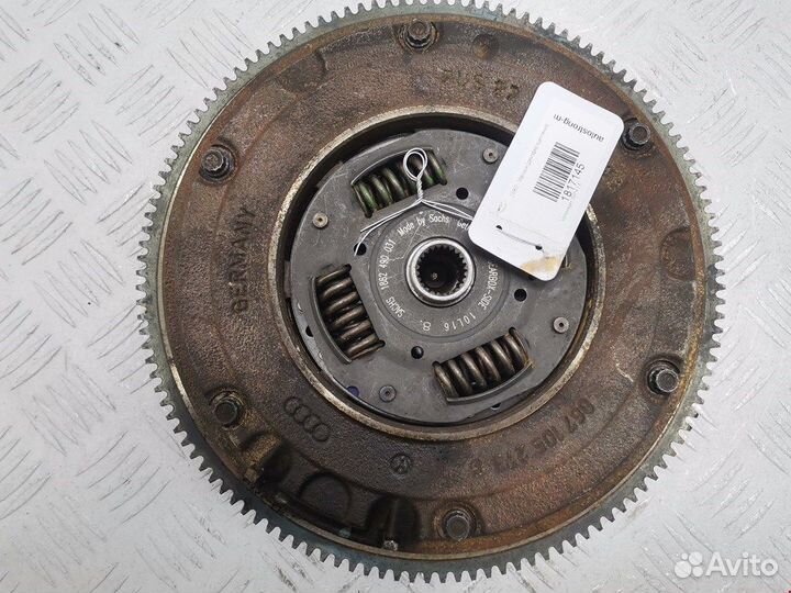 Маховик (демпфер сцепления) для Volkswagen Golf 4