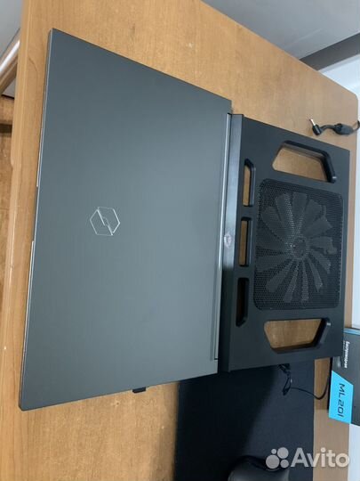 Игровой ноут Mechrevo Z3 air