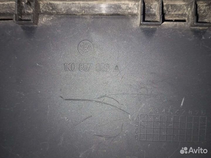 Ящик передней консоли Volkswagen Polo