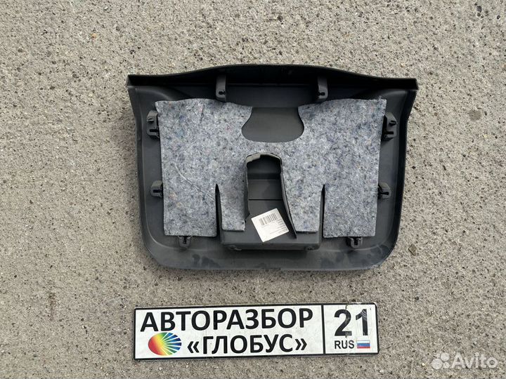 Обшивка багажника Nissan Terrano