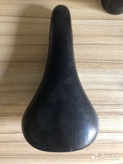 Седло Charge bucket