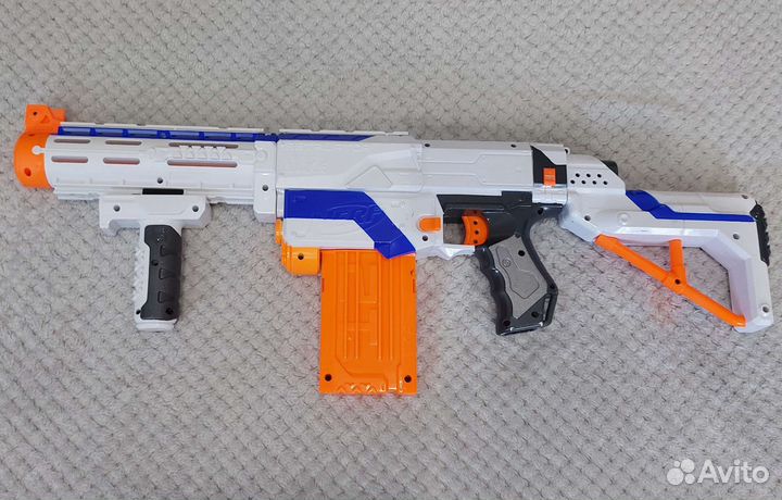 Бластер nerf retaliator