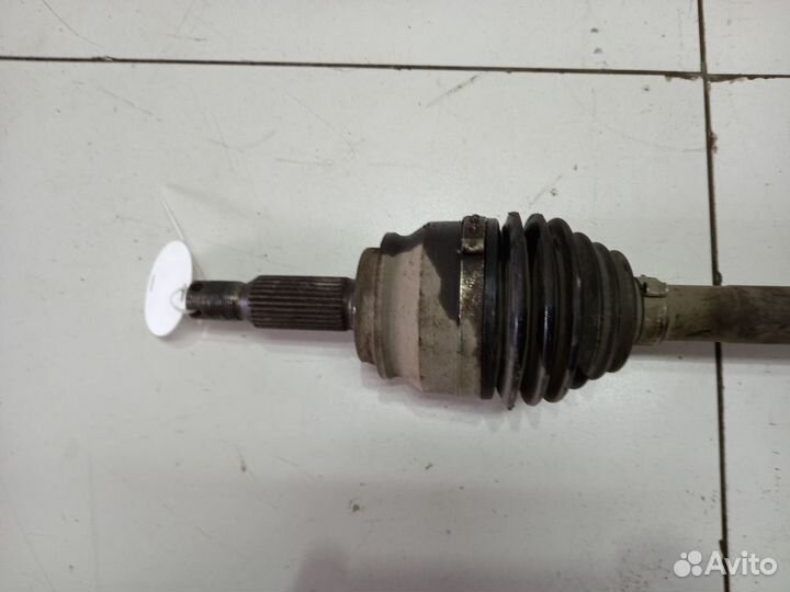 Mitsubishi Outlander ll полуось передняя правая