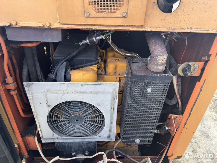 Мини-погрузчик Уралвагонзавод ПУМ-500У, 2007