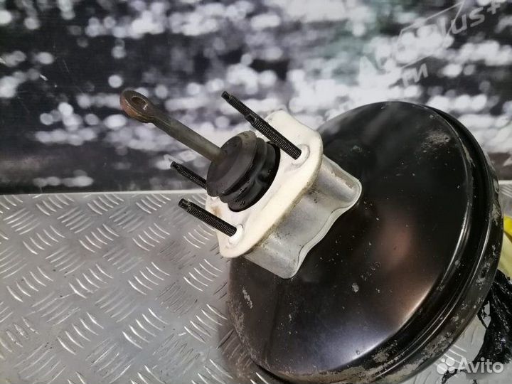 Главный тормозной цилиндр Chrysler Sebring 2.7