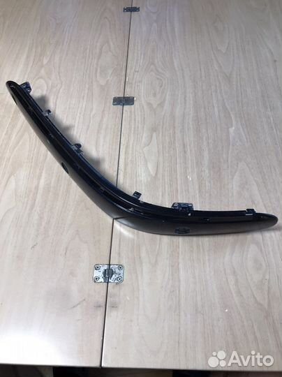 Накладка переднего бампера левая Mercedes W220