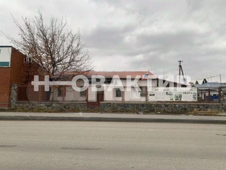 Дом 184 м² на участке 7 сот.