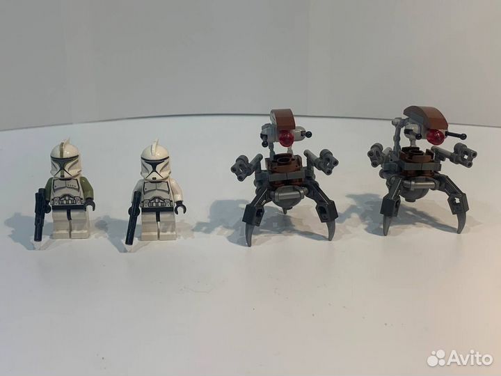 Lego 75001 Star Wars: Clone Troopers vs. Droidekas