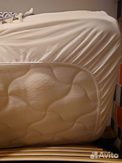 Кровать двухспальная с матрасом 180 200 бу