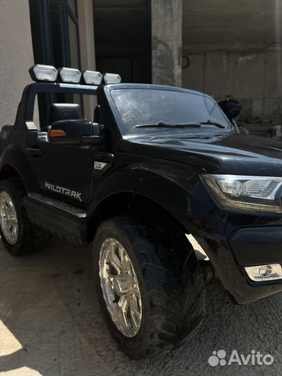 Продается машина Ford Ranger F650