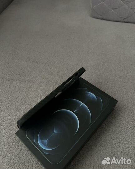 Чехол на iPhone 12 pro