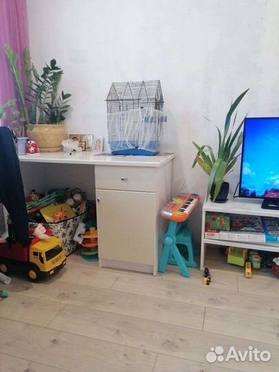 Письменный стол