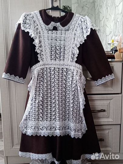 Школьная форма для девочки с фартуком