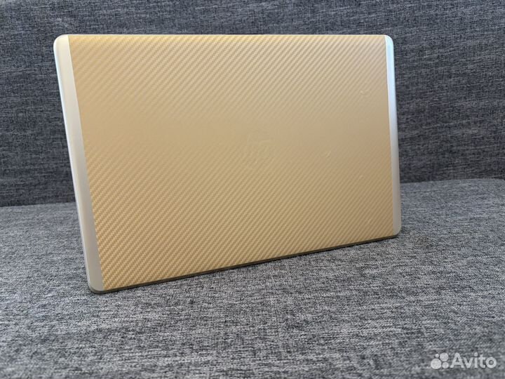 Hp 15 FHD i5/16Gb/SSD240/Radeon 520 2Gb