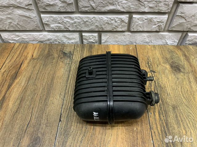 Аudi А4 Аllrоаd В8 Резонатор воздушного фильтра