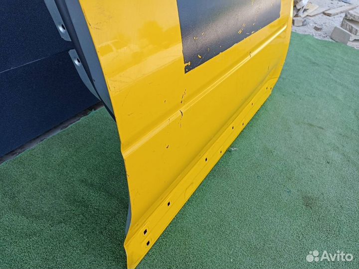 Дверь передняя правая Nissan X-Trail T31