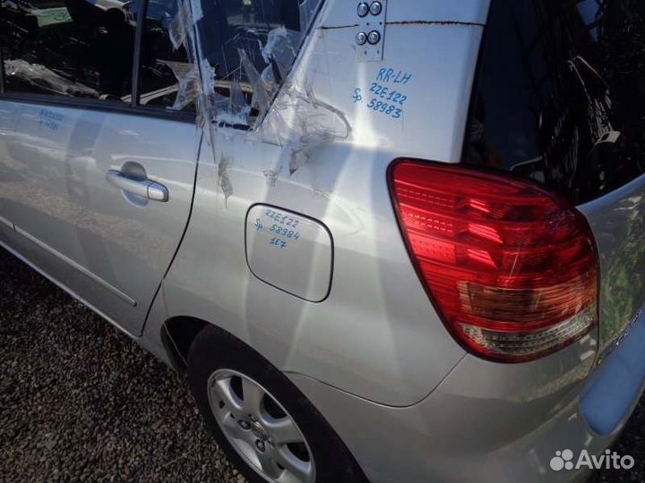 Крыло заднее левое Toyota Corolla Spacio ZZE122