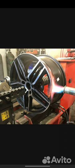 Правка и ремонт литых дисков