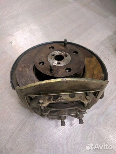 Ступица в сборе передняя москвич 2141