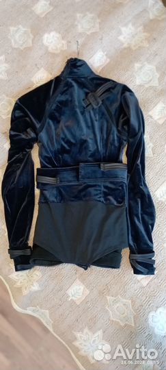 Продам костюм для бальных танцев латина