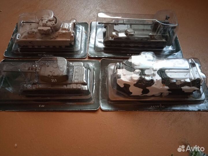Модель танка, техника в 1:72